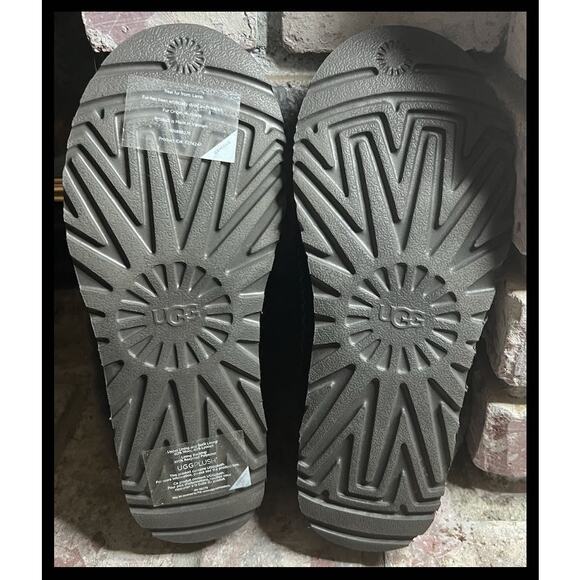 Ugg Black Inddoor Outdoor Tasman Alpine Women Wool and Suede Slipper Size 9 NEW - Picture 7 of 8